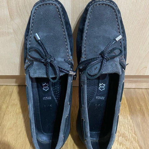 Geox leather suede moccasins black with grey like new