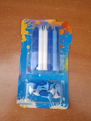 Birthday candle set like new, 11 pieces blue, white, light blue
