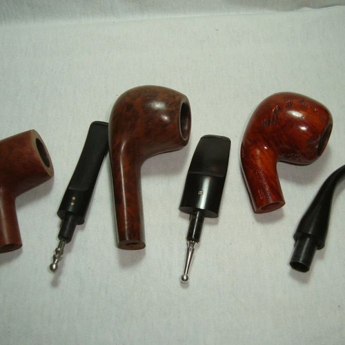 Tobacco pipes Vanguard, Dr. Boston, Pipex with wooden ESA Denmark stand used