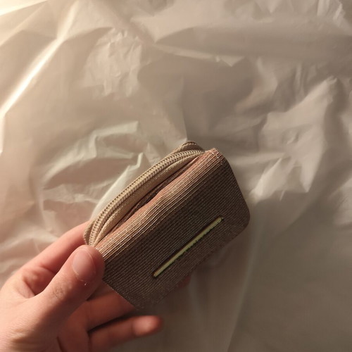 Mini wallet like new with glitter pocket for bills and coins pink