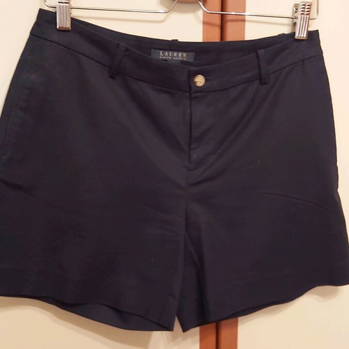 Ralph Lauren medium navy blue shorts like new with pockets