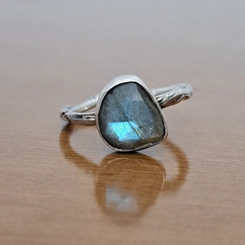 Handmade labradorite ring new, silver with blue stone