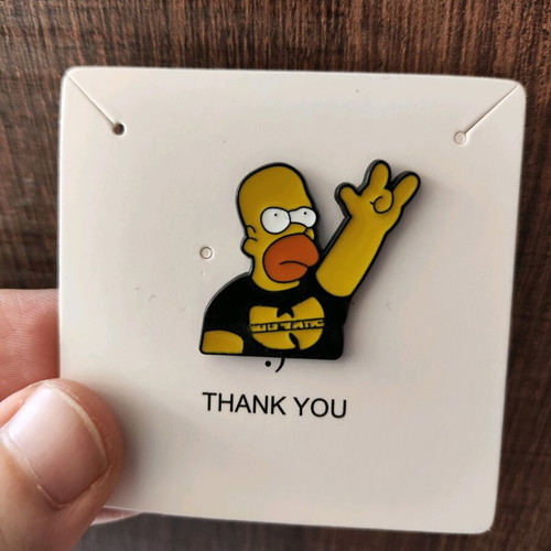 Simpsons pin like new