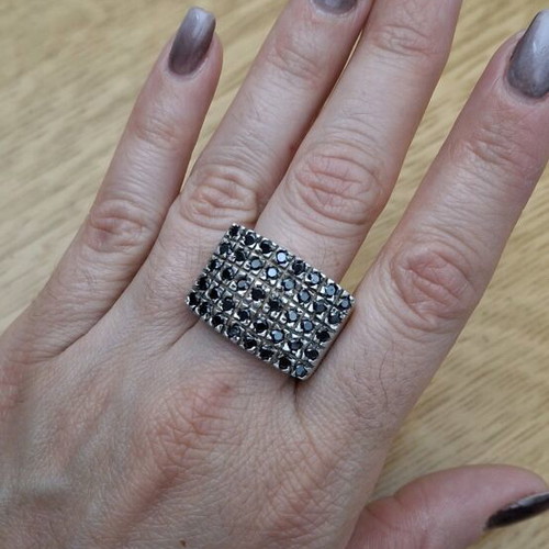 Silver 950 ring large heavy with black stones new