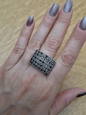 Ασημένιο δαχτυλίδι 950 μεγάλο βαρύ με μαύρες πέτρες καινούργιο