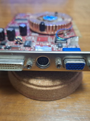 Κάρτα γραφικών MSI GeForce FX 5200 σαν καινούργιο, 128MB AGP
