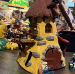 Smurfs Windmill 1981 with two figures used