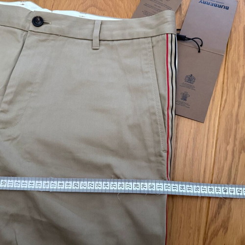 Burberry Icon Stripe shorts, beige, size L