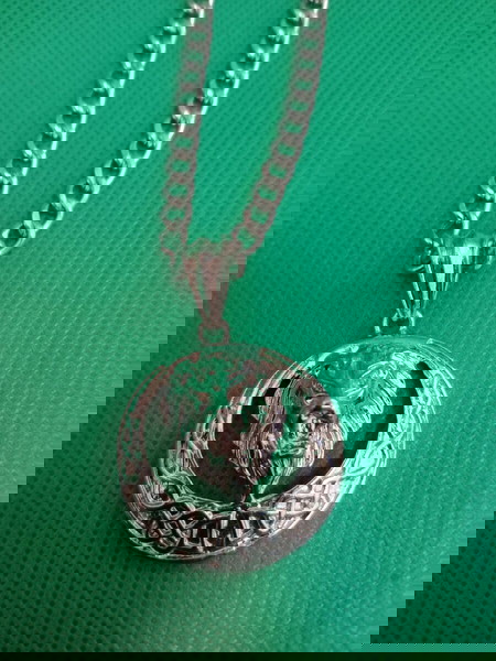 LION CHAIN