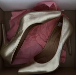 Leather heels gold bronze size 39 like new