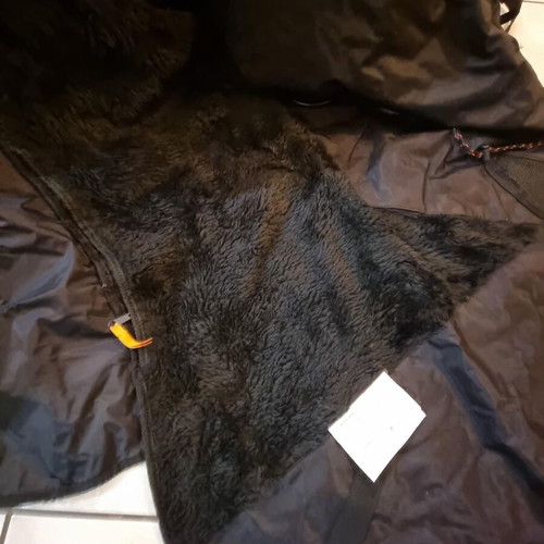 Tucano Urbano R049-X leg thermal cover like new