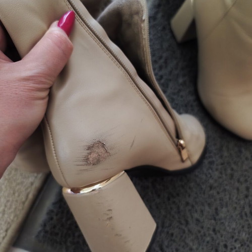 Exe beige boots size 38 used with fleece lining