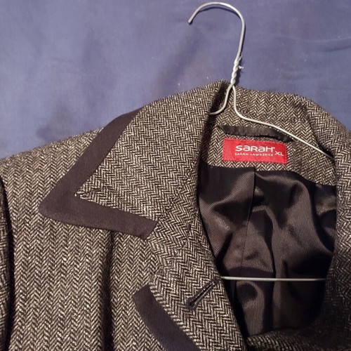Sarah Lawrence suit set like new, gray/black herringbone jacket and skirt