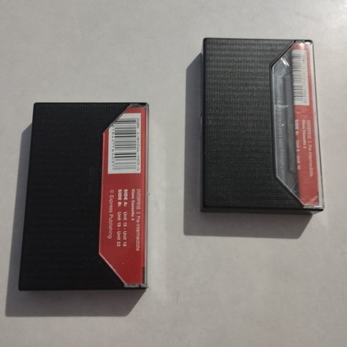 Enterprise 3 Pre-Intermediate Test Books and Audio Cassettes set like new