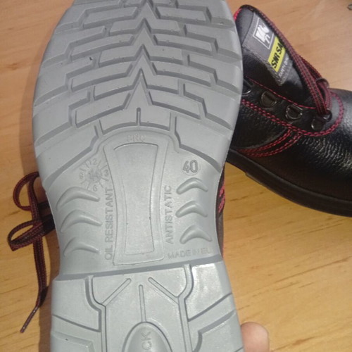 Work shoes new, size 40, black