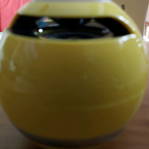 Bluetooth speaker used, ball-shaped