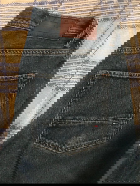 TOMMY HILFIGER JEAN
