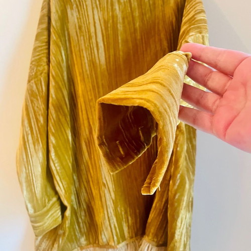 Dixie oversized gold shirt one size new