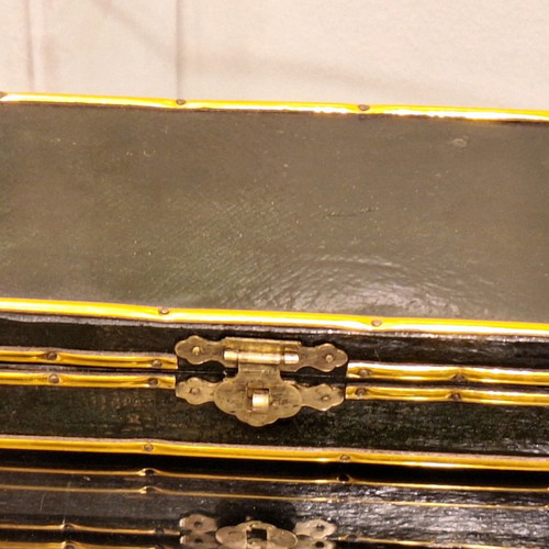 Wooden jewelry storage box bijouterie