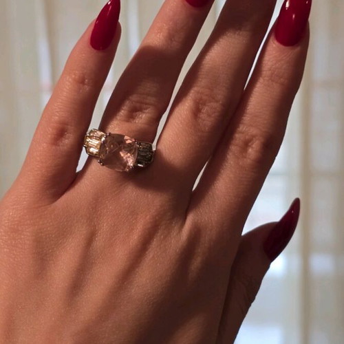 Avon ring with pink stone like new, adjustable size