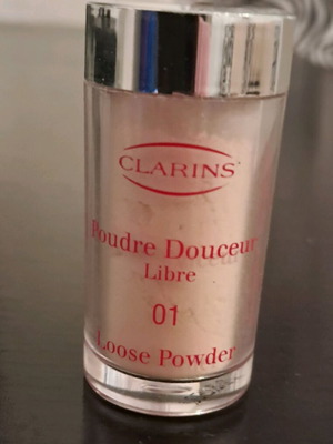 Μακιγιάζ σαν καινούργιο με Lip Elixir, χρυσή σκιά Sephora, πούδρα Clarins, διπλή σκιά Clinique