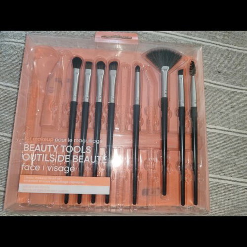 Face brushes set of 8 new Miniso