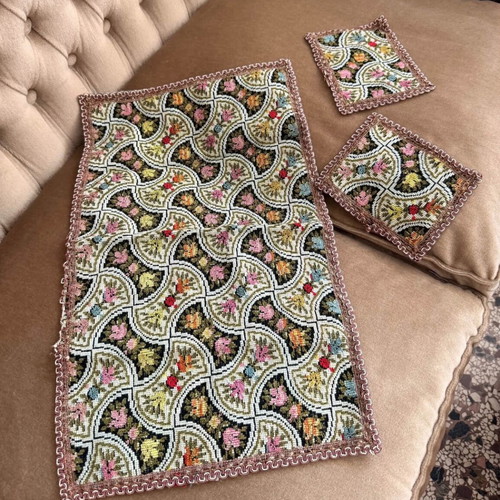 Vintage German embroidered table linens set