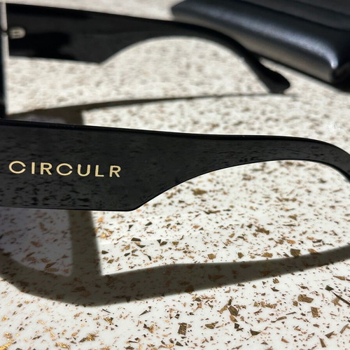 Circulr Blanco XL oversized sunglasses like new, black with case