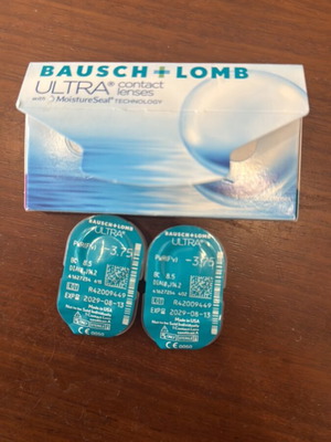 Bausch + Lomb ULTRA contact lenses like new, -3.75 myopia, monthly, 2 lenses