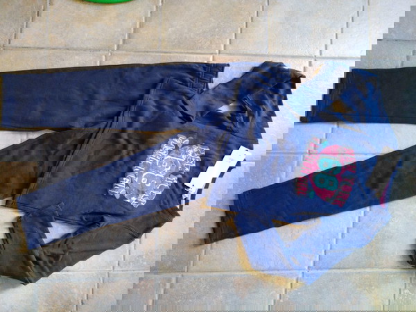Ολοκαινουργια φόρμα για 7-8χρ