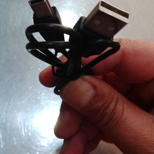 USB to Mini USB cable like new
