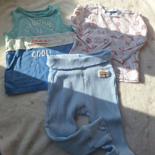 Baby clothing set used, 9-12 months