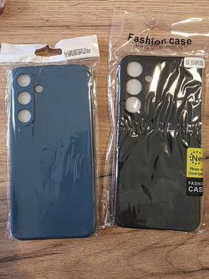 Samsung S24 Plus cases like new, set of 2