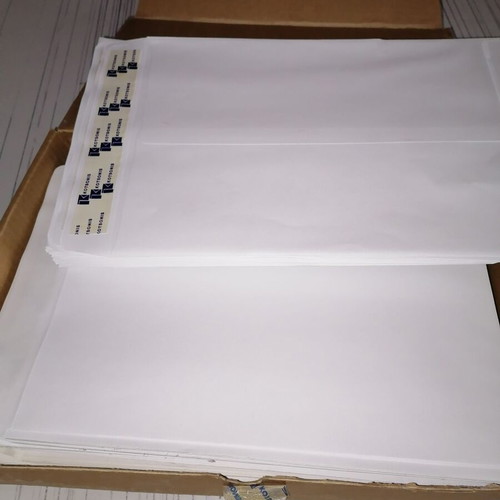 White self-adhesive bags pack of 250 pieces 23x32