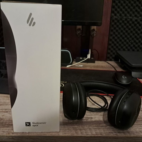 Edifier W800BT headphones like new, hybrid connection