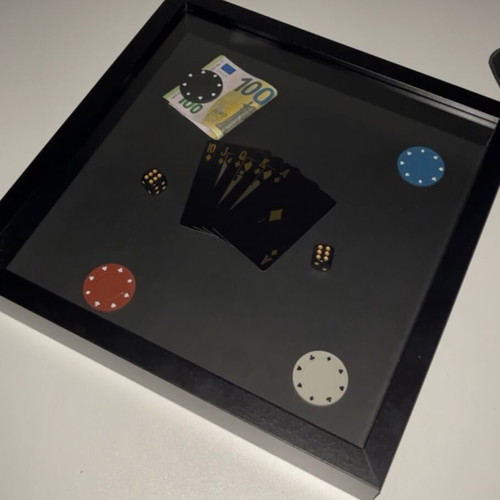 Luxury frame new, gift with game details