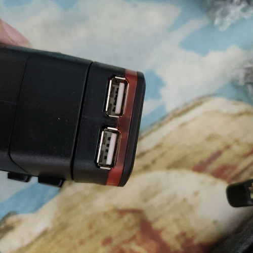 Lamtech charger for all countries with USB new