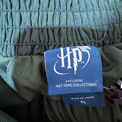 Harry Potter Slytherin Potions skirt like new, size XL