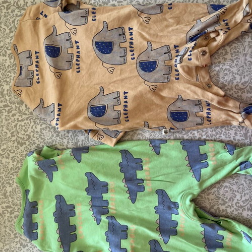 Set of 4 baby boy bodysuits up to 3M like new