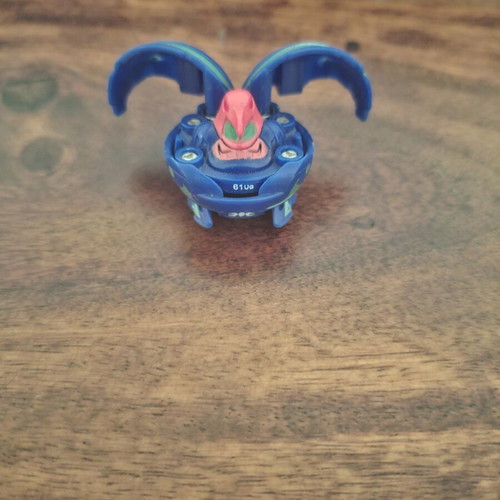 Bakugan Aquos Ravenoid Season 1 classic rare figure like new