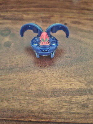 Bakugan Aquos Ravenoid Season 1 classic rare figure like new
