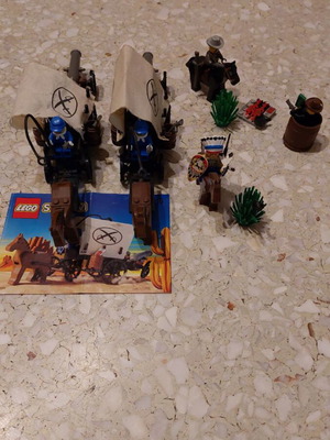 Lego Western playsets 2x6716, 6709, 6712 used, complete sets