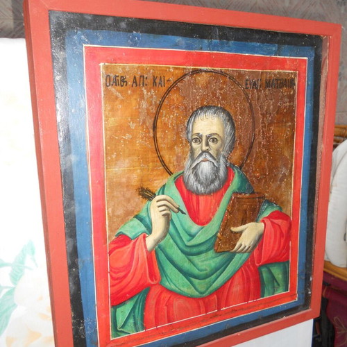 Icon oil on wood of Apostle and Evangelist Matthew like new