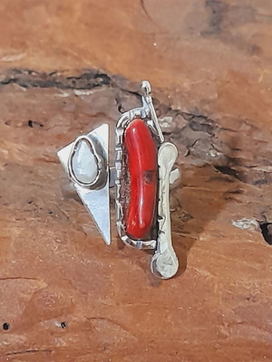 Handmade 925 silver ring with coral and pearl new