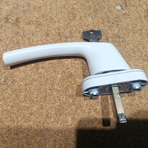 Roto aluminum or synthetic window door handle with key like new
