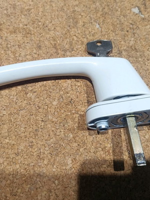 Roto aluminum or synthetic window door handle with key like new