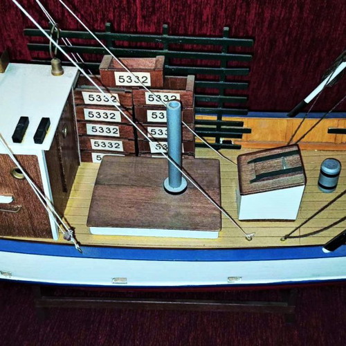 Large wooden handmade boat Ag. Nikolaos like new