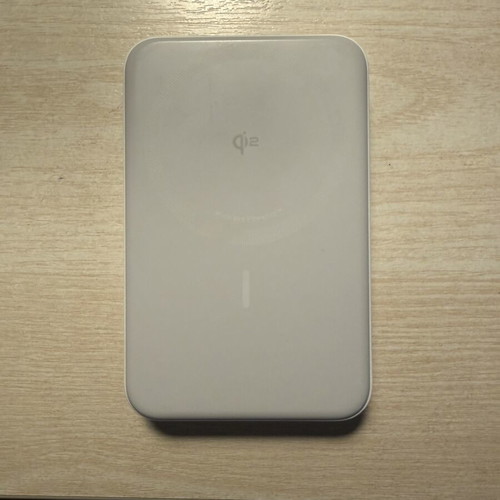 Anker MagGo Power Bank 10K in very good condition