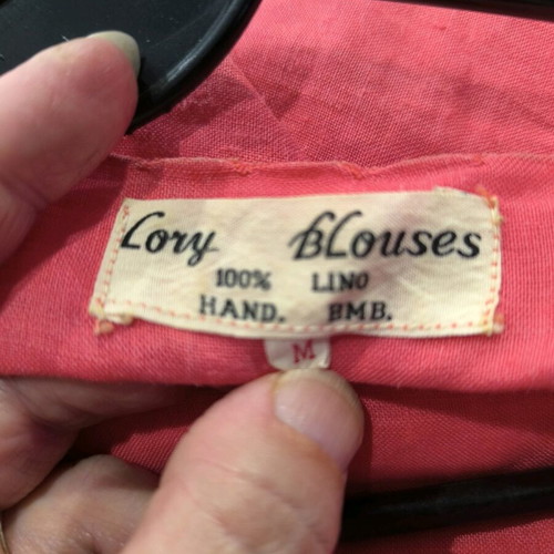 Linen shirt with embroidery like new, size M-L, red/coral