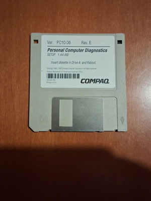3.5-inch Compaq Personal Computer Diagnostics floppy disk used